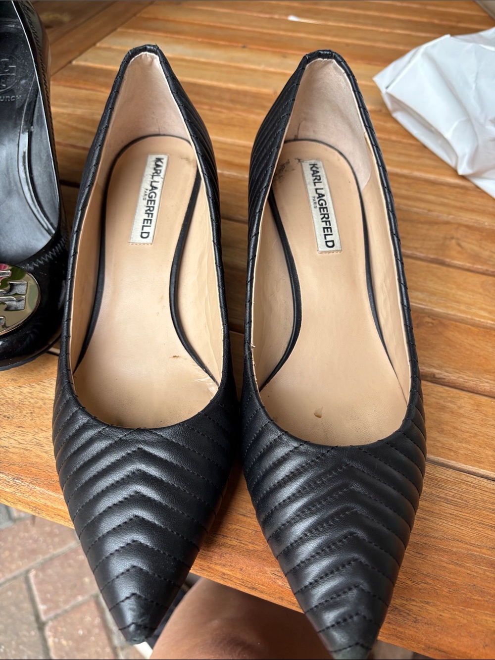 Karl Lagerfeld Black Quilted Pointed-Toe Pumps